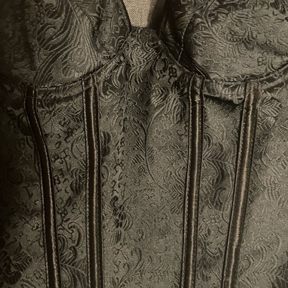 Structured Corset Top - Picture 3 of 6